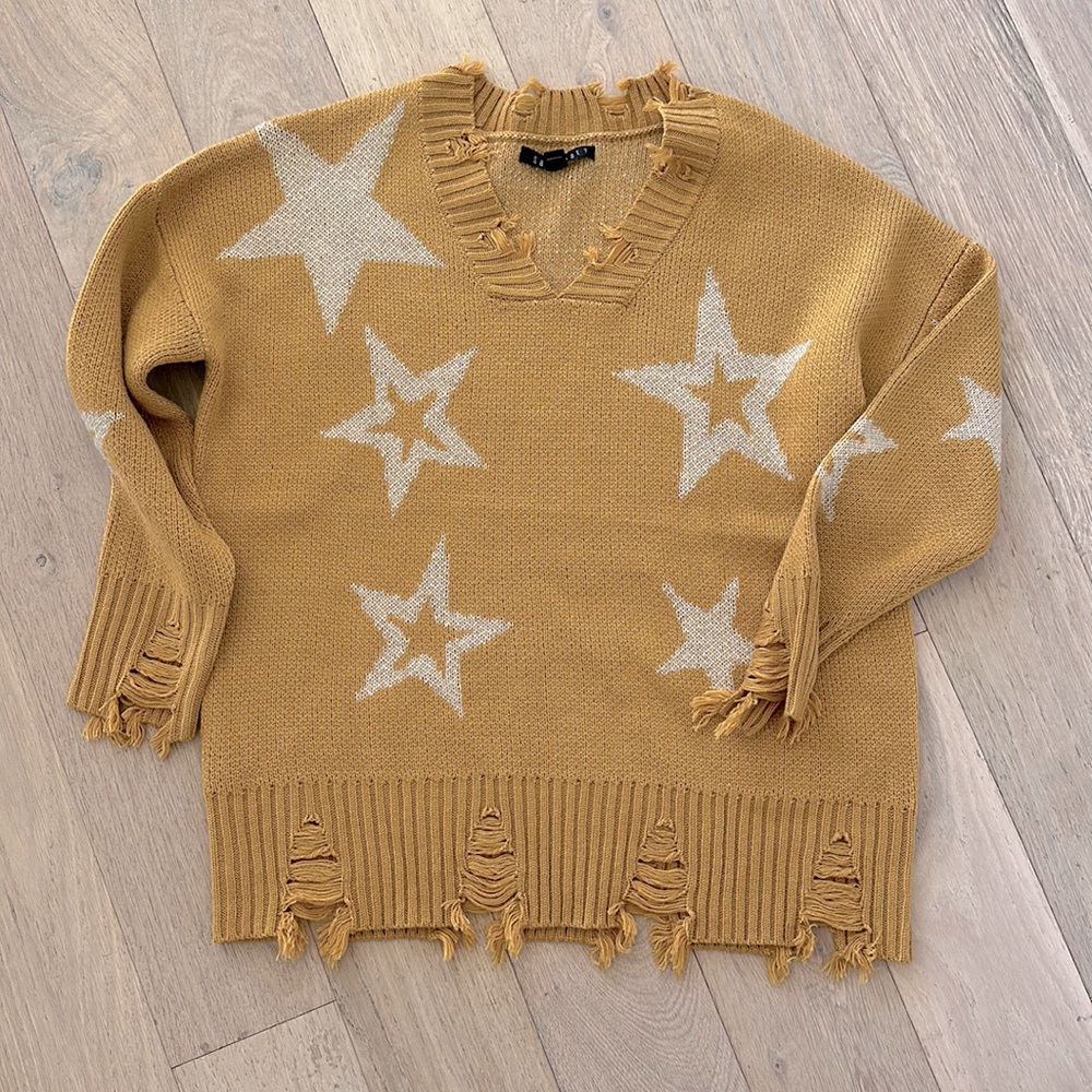 Star v neck sweater